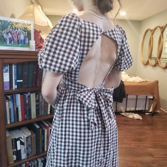 Beautiful Cottagecore checked dress - Picture 11 of 13
